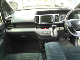 HONDA STEP WAGON 2010