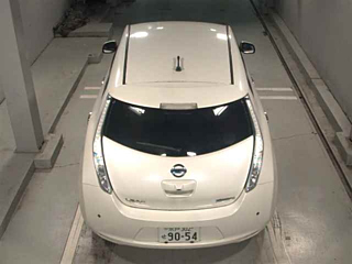 NISSAN LEAF 2015