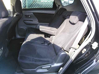 TOYOTA PRIUS ALPHA 2014