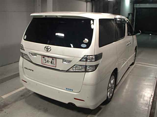 TOYOTA VELLFIRE 2009