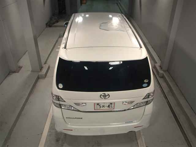 TOYOTA VELLFIRE 2009