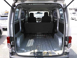 NISSAN NV200 2017