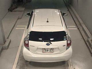 TOYOTA AQUA 2013