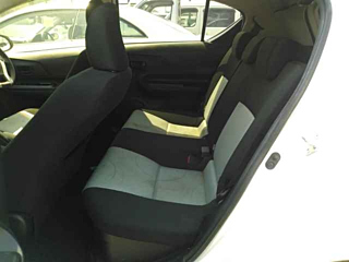 TOYOTA AQUA 2013