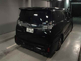 TOYOTA VELLFIRE 2015