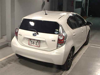 TOYOTA AQUA 2013
