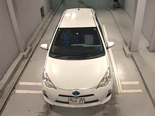 TOYOTA AQUA 2013