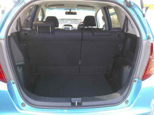 HONDA FIT 2010