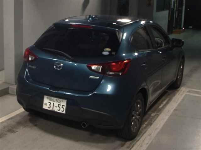 MAZDA DEMIO 2017