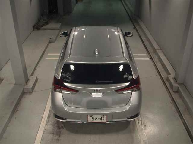 TOYOTA AURIS 2015