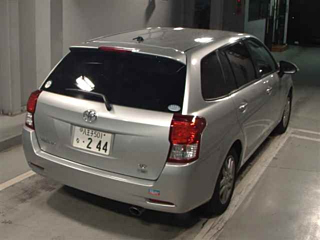 TOYOTA COROLLA FIELDER 2013