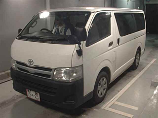 TOYOTA HIACE VAN 2012