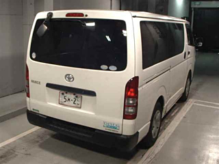 TOYOTA HIACE VAN 2012