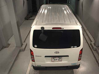 TOYOTA HIACE VAN 2012