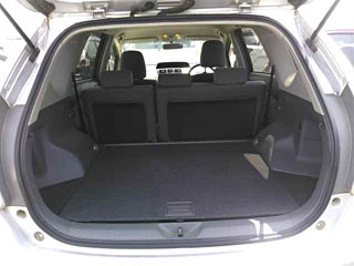 TOYOTA PRIUS ALPHA 2011