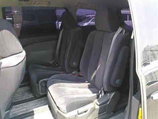 TOYOTA ESTIMA 2010