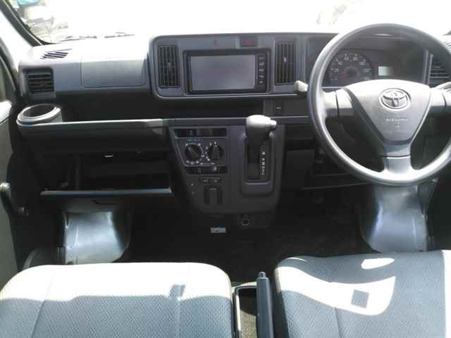 TOYOTA PIXIS VAN 2018