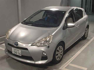 TOYOTA AQUA 2012