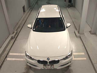 BMW 3 SERIES 2013