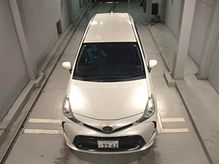 TOYOTA PRIUS ALPHA 2015