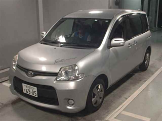 TOYOTA SIENTA 2012