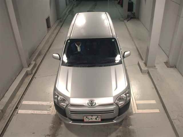 TOYOTA SUCCEED 2017