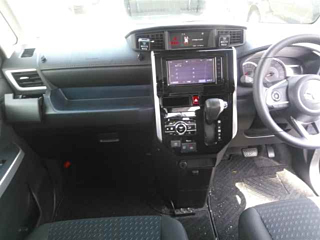 TOYOTA ROOMY 2021