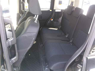 TOYOTA ROOMY 2021