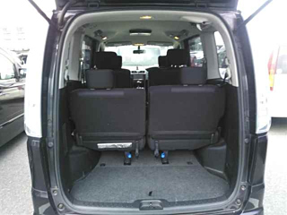 NISSAN SERENA 2012