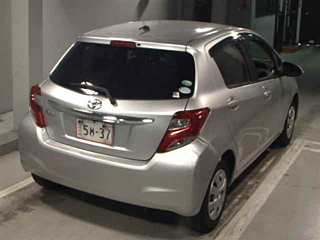 TOYOTA VITZ 2014