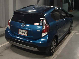 TOYOTA AQUA 2016