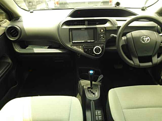TOYOTA AQUA 2018