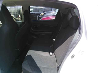 TOYOTA VITZ 2014