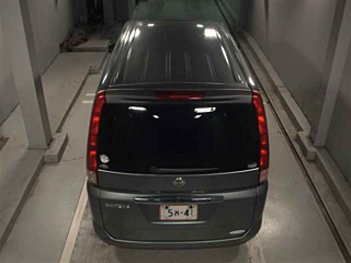 NISSAN SERENA 2010