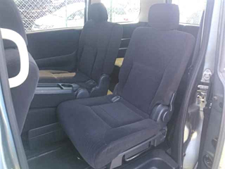 NISSAN SERENA 2010