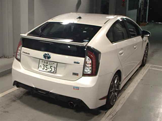 TOYOTA PRIUS 2014