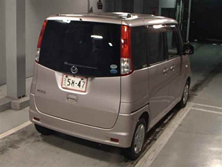 NISSAN ROOX 2010