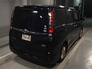 TOYOTA ESQUIRE 2017