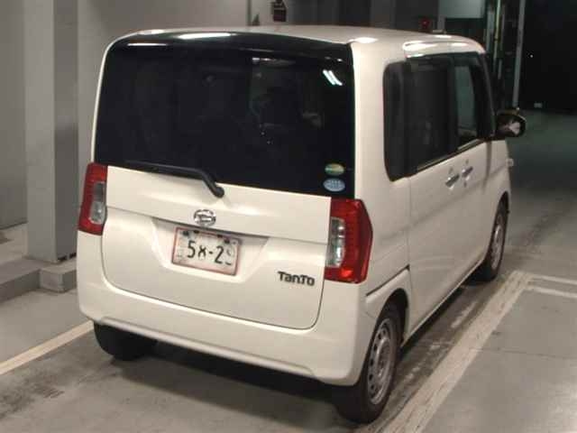 DAIHATSU TANTO 2018
