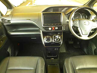 TOYOTA ESQUIRE 2017