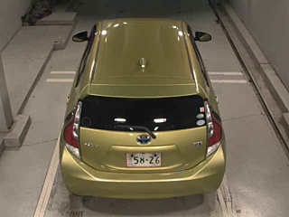 TOYOTA AQUA 2015