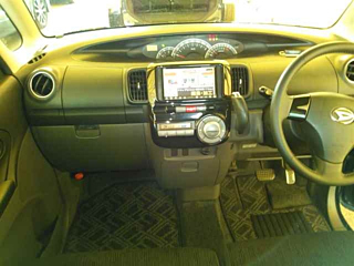 DAIHATSU TANTO 2010
