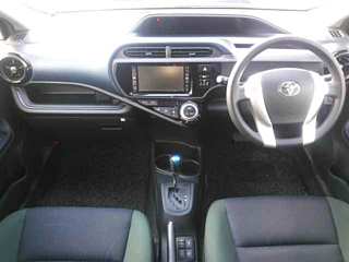 TOYOTA AQUA 2015