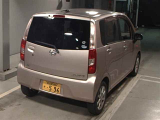DAIHATSU MOVE 2011