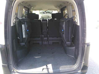 NISSAN SERENA 2011