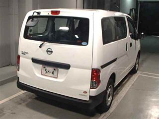 NISSAN NV200 2020