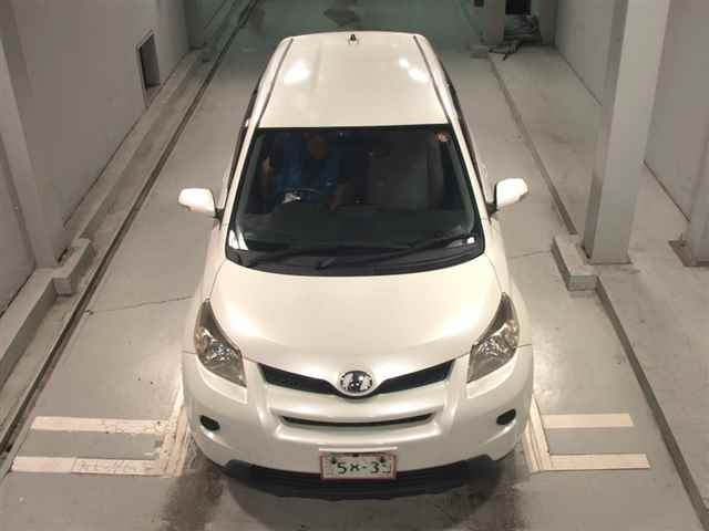 TOYOTA IST 2008