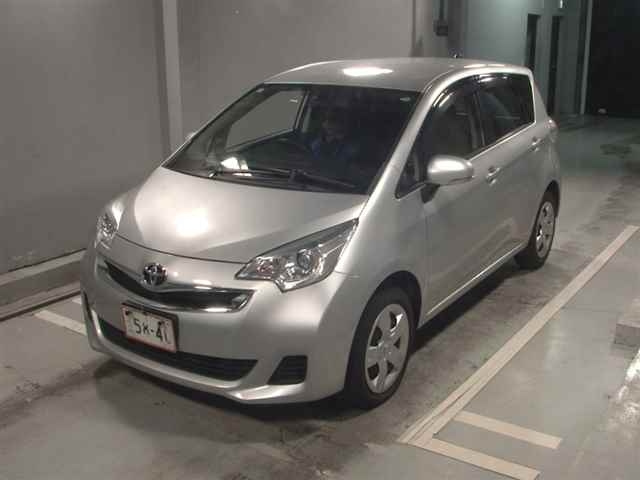 TOYOTA RACTIS 2014