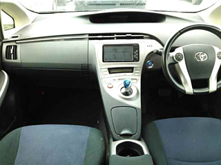 TOYOTA PRIUS 2012