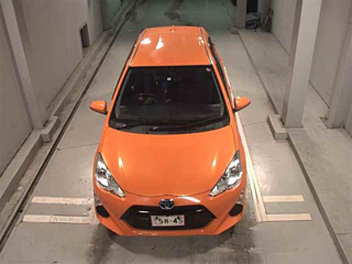 TOYOTA AQUA 2015